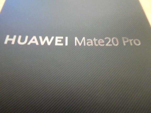 Darčeková sada k Huawei Mate 20 Pro, ROZBALENO