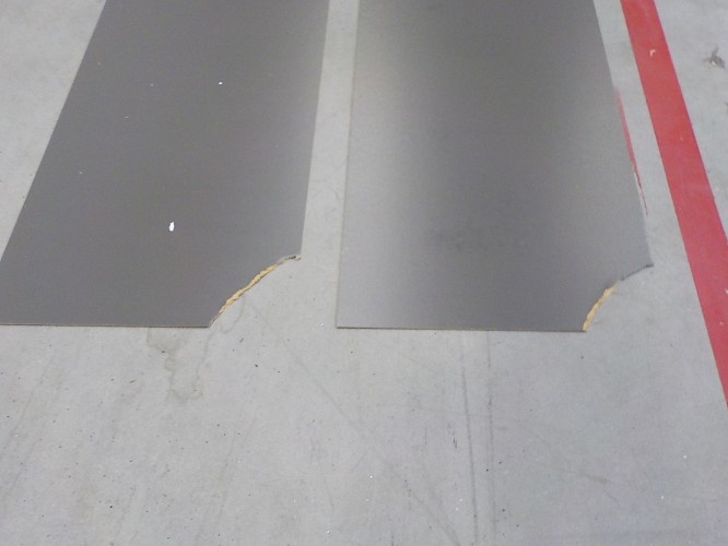 Tablo - šatníková skriňa, 2x dvere, 135 cm (grafit/enigma)