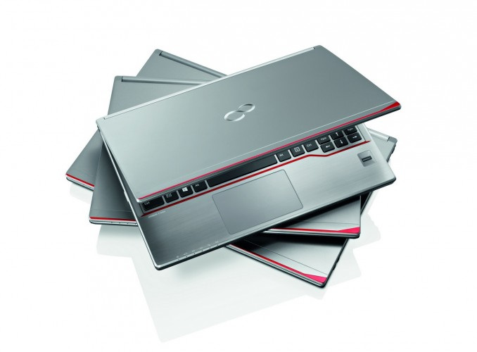 Fujitsu Lifebook E733 černá-stříbrná (LKN:E7330M0001CZ)