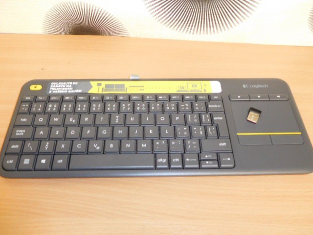 Logitech Wireless Keyboard K400 Plus CZ (920-007151) ROZBALENÉ