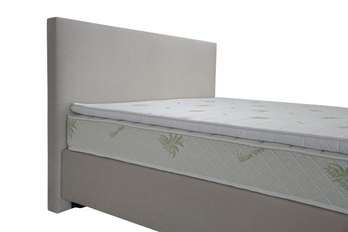 Vrchný matrac na posteli Boxspring