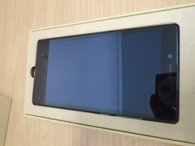 Xiaomi Redmi Note LTE yellow VADA VZHĽADU, ODRENINY